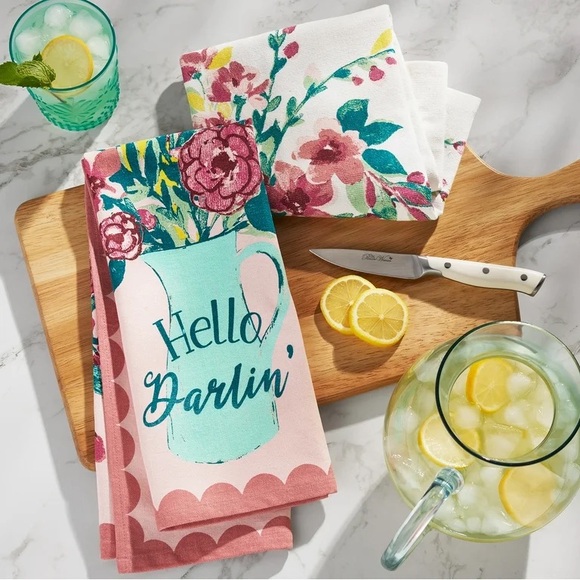 PIONEER Other - 2025 🌺 New Pioneer Woman Water Pitcher Vase Design Floral Hand Towels Set of 2